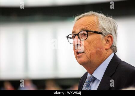 18. September 2019, France (Frankreich), Straßburg: Der Präsident der Europäischen Kommission, Jean-Claude Juncker, wird an der Plenarsitzung des Europäischen Parlaments. Während der Sitzung der EU-Parlament, die Abgeordneten debattieren die Brexit. Der Präsident der EU-Kommission, Jean-Claude Juncker will über sein Treffen mit dem britischen Premierminister Boris Johnson zu informieren. Eine Auflösung ist auch, die zur Abstimmung gestellt werden. Foto: Philipp von Ditfurth/dpa Stockfoto