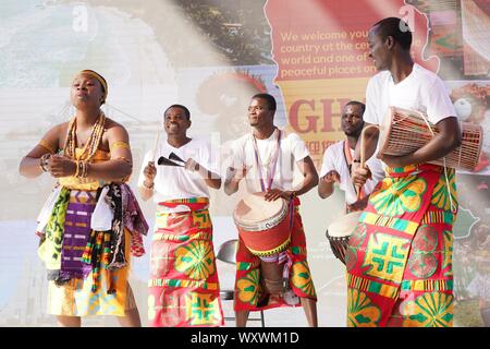 (190918)-BEIJING, Sept. 18, 2019 (Xinhua) - troupers durchführen, während der "Ghana Tag' an der Peking Internationale Gartenbauausstellung in Peking, der Hauptstadt von China, Sept. 18, 2019. Die "Ghana Tag' Fall wurde an der Peking Internationale Gartenbauausstellung am Mittwoch statt. (Xinhua / Ju Huanzong) Stockfoto