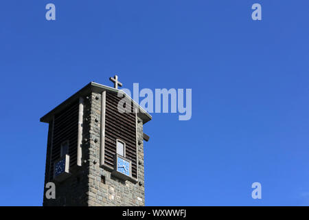 Clocher. Eglise Notre-Dame de Toute Grâce construite par l'Architecte savoyer Maurice Novarina (consacrée en 1950). Plateau d'Assy. Passy. Frankreich. Stockfoto