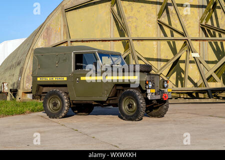 RAF Land Rover zu einem nightshoot in Cornwall Aviation Heritage Centre Stockfoto