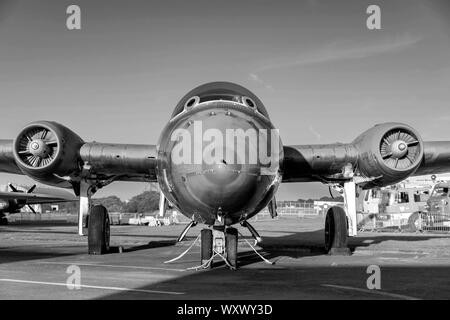 English Electric Canberra WJ 874, in Cornwall Aviation Heritage Centre Stockfoto