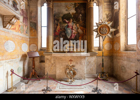 Juli 21, 2019 - Pordenone, Italien - die mittelalterliche Kathedrale von San Marco, Anbauteile innen Stockfoto