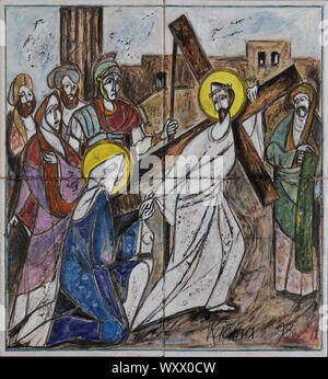 4 Stationen des Kreuzes, Jesus begegnet seiner Mutter, der Kirche des Heiligen Matthäus in Dugave, Zagreb, Kroatien Stockfoto