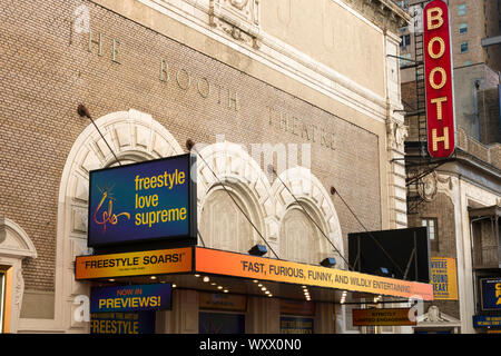 "Freestyle Liebe Supreme' Festzelt am Stand Theater, Broadway, Times Square, New York Stockfoto