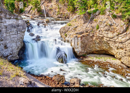 Firehole fällt auf firehole River im Yellowstone National Park, Wyoming, USA. Stockfoto