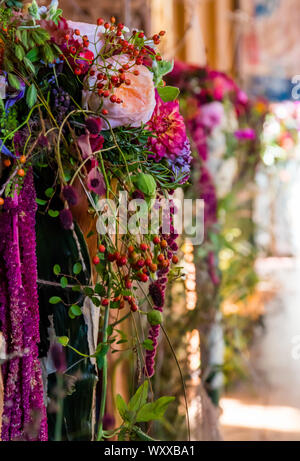 Anzeige der schönen bunten frischen Blumen Stockfoto