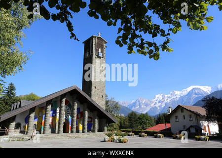 Eglise Notre-Dame de Toute Grâce. Plateau d'Assy. Passy. Frankreich. /Maria voll der Gnade des Plateau d'Assy. Passy. Haute-Savoie. Frankreich. Stockfoto