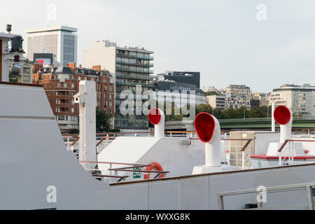 Paris, Frankreich, 31.August 2019: Radio France Gebäude Hauptsitz - Maison de la Radio - Maison Ronde, 116 avenue du Président Kennedy, 16 arrondissem Stockfoto