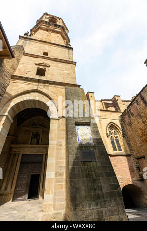 Glockenturm, Iglesia de San Salvador, Getaria, Gipuzkoa, Baskenland, Spanien Stockfoto