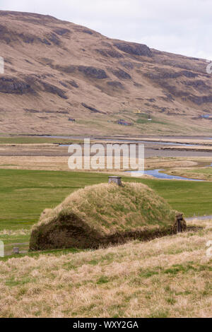 BUOARDALUR, ISLAND - Eiriksstadir, Viking Langhaus, die Erholung von Eric dem Roten Homestead. Stockfoto