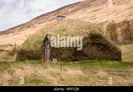 BUOARDALUR, ISLAND - Eiriksstadir, Viking Langhaus, die Erholung von Eric dem Roten 10. Jahrhundert Homestead. Stockfoto