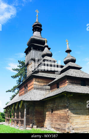 Ushgorod, Ungwar: Holz- Kirche St. Michael, vom Shelestove Dorf, ein klassisches Beispiel der Folklore Lemken Architektur in Karpaten Ruthenia, M Stockfoto