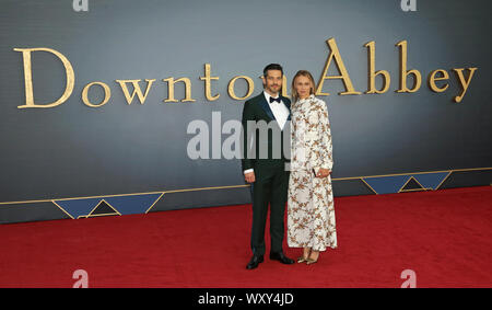 Robert James - Collier Downton Abtei Film Welt Premier Stockfoto