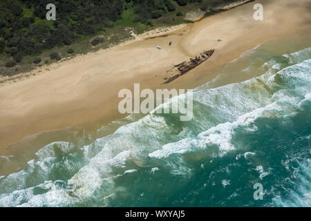 Rostige Hulk der Neuseeländischen Krankenhaus Schiff SS Maheno Schiffswrack auf Fraser Island, Australien Stockfoto