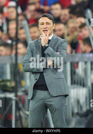 München, Deutschland. September, 2019 18. München, Deutschland. 18. September 2019. headcoach Niko Kovac (FCB), Team Manager, Trainer, FC BAYERN MÜNCHEN - Roter Stern Belgrad UEFA Fußball Champions League, München, 19. September 2019, Saison 2019/2020, Gruppenphase, Gruppe B, FCB, Rot, Bayern, Roter Stern, München, © Peter Schatz/Alamy leben Nachrichten Stockfoto