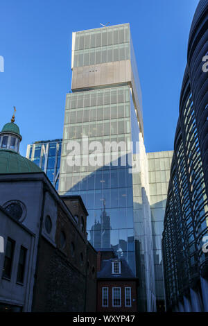 Neue Hof, St. Swithin's Lane, EC4, die ikonische moderne Hauptquartier der Banker N M Rothschild & Söhne, Finanzviertel der Stadt London Stockfoto