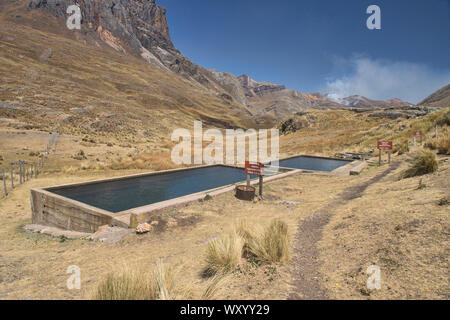 Die magische Guñoc (Atuscancha) heißen Quellen von viconga in der Cordillera Huayhuash, Ancash, Peru Stockfoto