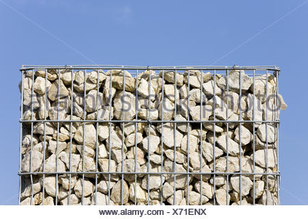 Drahtkorb, Steinen, gefüllt, Himmel, blau, Gabione, Schüttkorb ... Drahtkorb, Steinen, gefüllt, Himmel, blau, Gabione, Schüttkorb ...