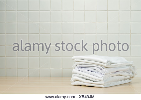 Haufenweise saubere Wäsche Stockfoto, Bild: 37977509 - Alamy