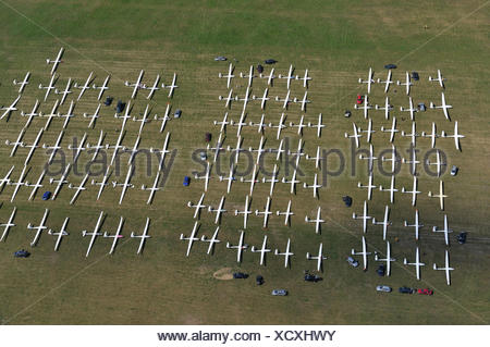  Luftbild, Segelflieger auf dem Flugplatz bei Klix für den Segelflug Motiv 
