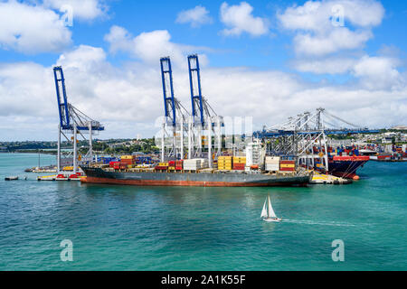 Fergusson, terminal de contenedores, los puertos de Auckland, Nueva Zelanda. Foto de stock