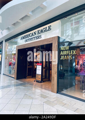 Identidad virar compuesto Orlando,FL/USA-9/30/19:Un American Eagle ropa tienda en un centro  comercial. American Eagle Outfitters es un estilo de vida americana de  marca dirigidas a co Fotografía de stock - Alamy