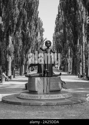 Kiev, Ucrania - Septiembre 3, 2019: Monumento a niños asesinados en Babi Yar desde 1941 hasta 1943 en Babi Yar complejo memorial del holocausto en Kiev, Reino Unido Foto de stock