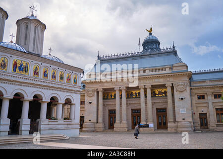 Religiosos Famosos Iglesia Patriarcal De Bucarest El Edificio Espiritual De La Comunidad Cristiana Ortodoxa Considerada Como La Catedral Mas Hermosa De Roman Fotografia De Stock Alamy