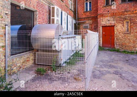 Unidades de aire acondicionado Mitsubishi Fotografía de stock - Alamy