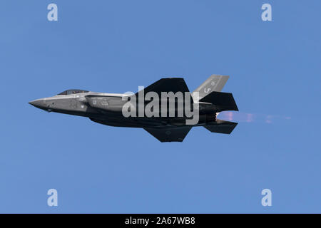 La Fuerza Aérea de los Estados Unidos Lockheed Martin F-35 Lightning II de Combate de quinta generación en postcombustión. Foto de stock