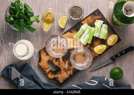 La pérdida de peso, el jugo de apio cleanse, jugo verde recetas, nutri  bullet, batido de aguacate, aguacate licuado Fotografía de stock - Alamy