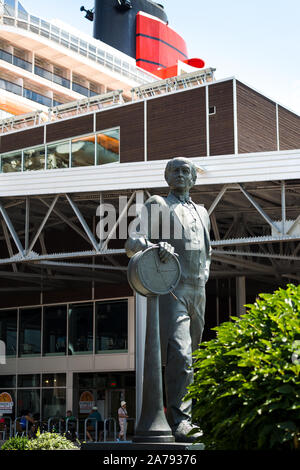 Canadá, Halifax. Estatua de Samuel Cunard en la zona ribereña. Foto de stock