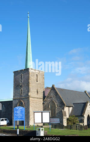 Alrededor del Filton y Bradley Stoke circunscripción. Filton Iglesia Parroquial de San Pedro Foto de stock