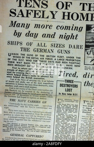 Réplica de la primera página del periódico Daily Express el 31 de mayo de 1940 durante la evacuación de Dunkerque refiriéndose a los pequeños buques. Foto de stock