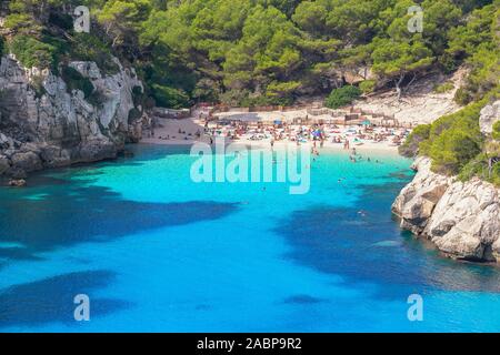 Vista elevada de Cala Macarelleta, Menorca, Islas Baleares, España, Europa