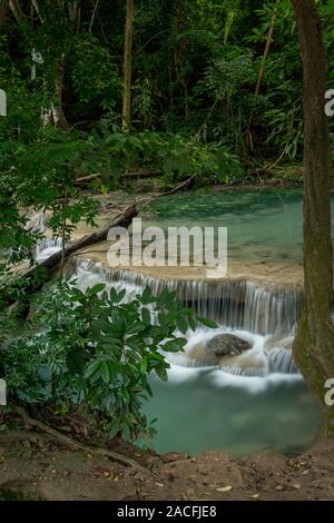 Kanchanaburi Selva cascadas y playas de Phuket