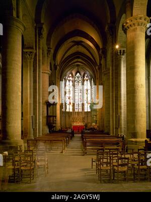 Francia. Aude. Occitanie. Carcassonne. Basílica de San Nazarius y Celso. Gothic-Romanesque estilo. Vista interior. Foto de stock