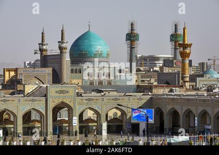 Razavi-Chorasan/Mashhad: Imam-Rez-Schrein mit mausoleo von Imam Reza, Blick auf die Kuppel- und Minareh-Silhouehe, Irán | uso en todo el mundo Foto de stock