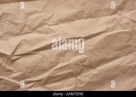 fragmento de hoja en blanco arrugada de papel kraft de envoltura marrón con  bordes rotos 18960444 Foto de stock en Vecteezy