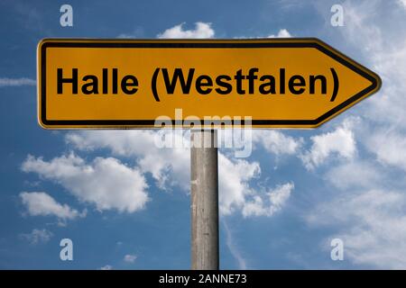 Foto detalle de un cartel con la inscripción Halle (Westfalen), Renania del Norte-Westfalia, Alemania, Europa