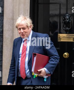 Londres, Reino Unido. 22 de enero de 2020. Boris Johnson Mp Pc Primer Ministro Deja 10 Downing Street, Londres Crédito: Ian Davidson/Alamy Live News