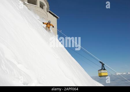 Freeriding en los Alpes austriacos Foto de stock