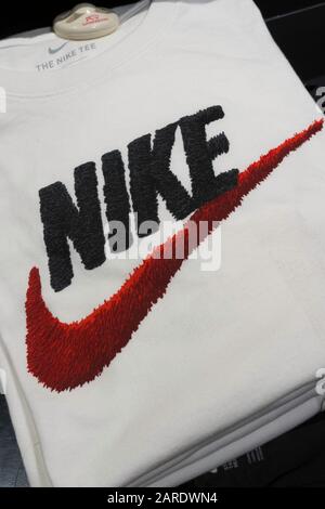 ropa de atletismo nike