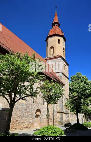 Johanniskirche Feuchtwangen es una ciudad de Baviera, Alemania, con muchas atracciones históricas Foto de stock