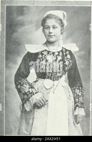 La revista canadiense de política, ciencia, arte y literatura, noviembre 1910-abril 1911 . UN JOVEN DEL SUR DE BRETAÑA 362. UNA NOVIA BRETONA 363