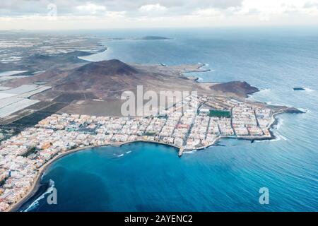 Vista aérea del paisaje costero de la isla de Gran Canaria