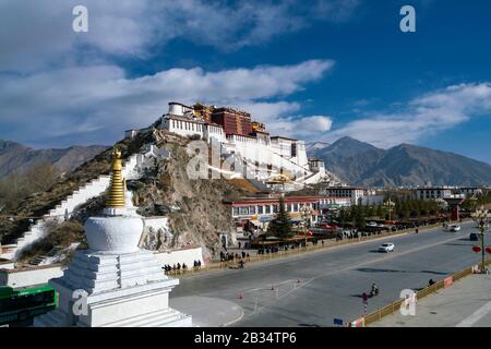 El Palacio Potala en Lhasa, Tíbet，China Foto de stock