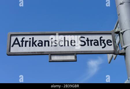 Viertel Afrikanisches Strassenschild, boda, Mitte, Berlin, Deutschland Foto de stock