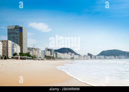 La playa de Copacabana en Río de Janeiro, Brasil