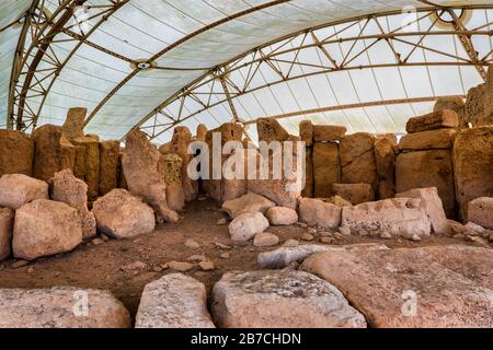 Templo megalítico de Hagar Qim en Malta, fase Ggantija prehistórica, entre el 3600 AC y el 3200 AC. Foto de stock